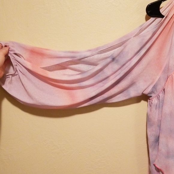 Blouse - Picture 2 of 5